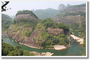 Xiamen Quanzhou Putian Meizhou Island Fuzhou Wuyishan 8 Day Tour