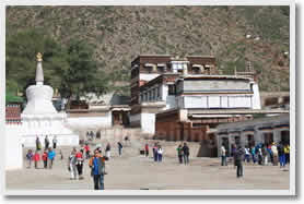 Lanzhou Hezheng Linxia Labrang 4 Day Tour