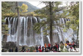 Beijing Chengdu Jiuzhaigou Yangtze Cruise Shanghai 14-day Tour