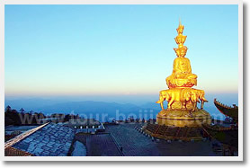 Chengdu 2 Day Excursion Tour with Hotel