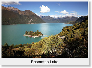 Basomtso Lake