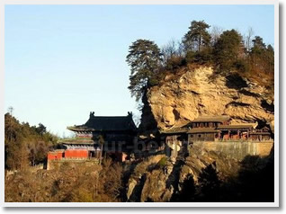 Wuhan Wudang Mountains 2 Day Tour 