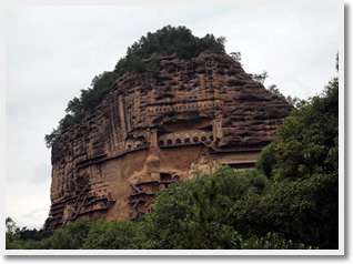 Xian Maijishan Grottoes Day Tour by Train