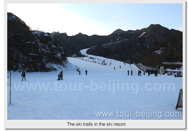 The ski trails in the ski resort.