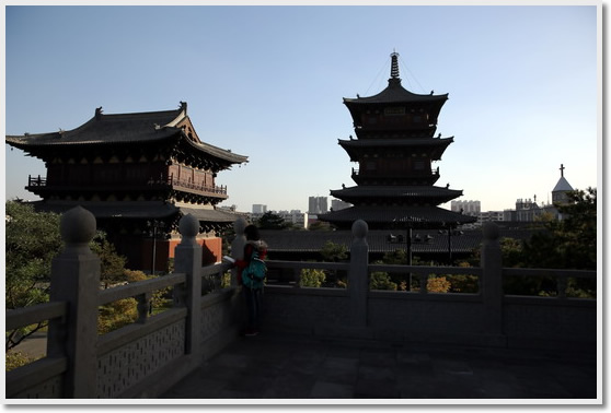 Datong Huayan Temple