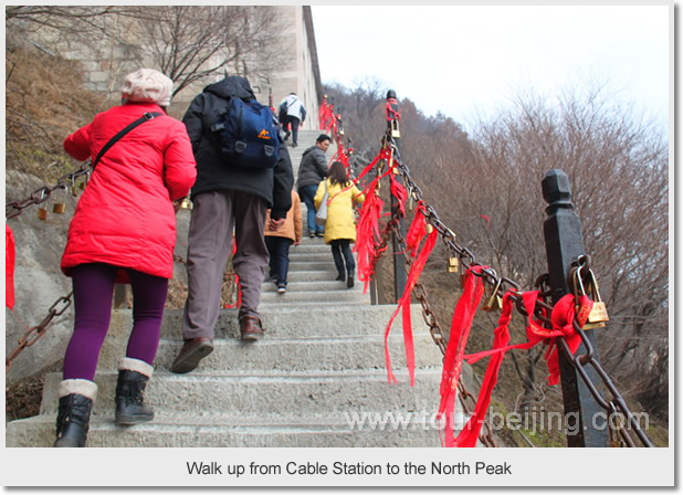 Walk up from Cable Station to the North Peak