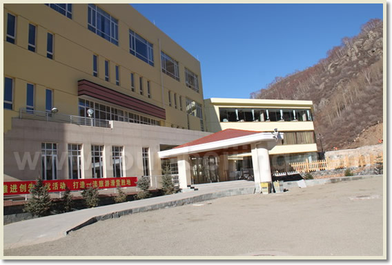 Shuanglong Hotel at Wanlong Ski Resort