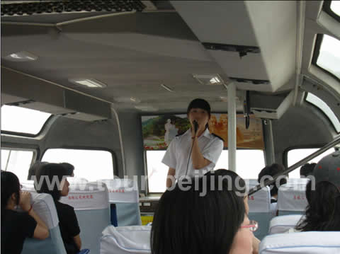 A beautiful hovercraft guider was introducing sights along Yellow River and telling us history stories along river.