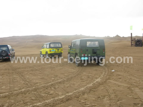 Our Trip to the Resonant Sand Gorge in Baotou