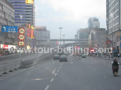 The funny overpass over the busy cross roads