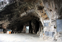 Sanyou Cave, Yichang